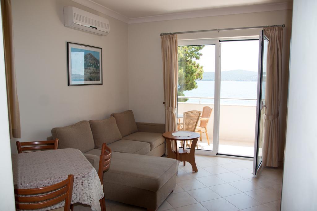 Villa Koala Apartments Zaboric Luaran gambar